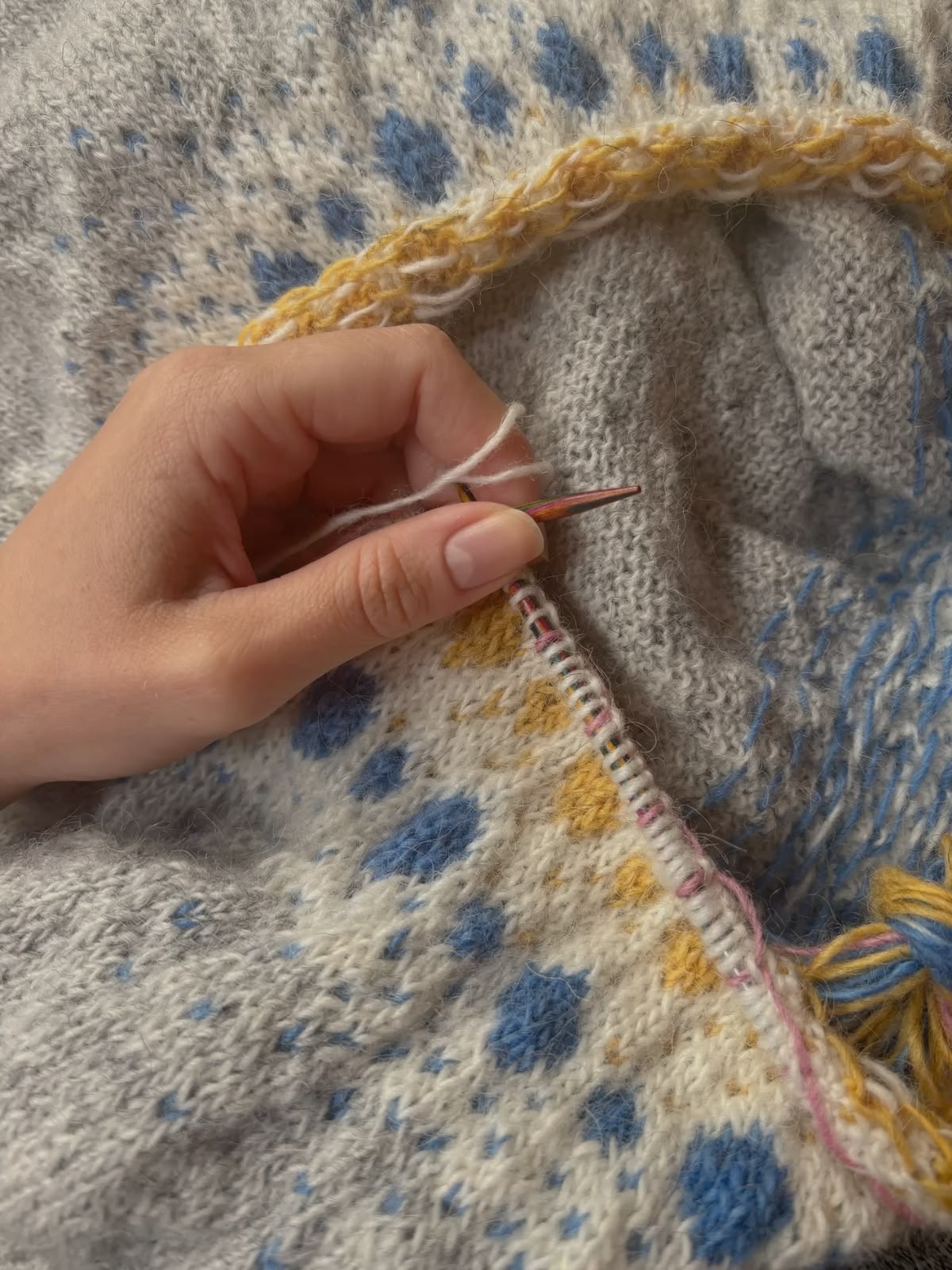 Knitted with Fjallalopi